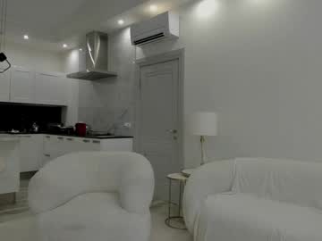 alyssa_fabulous's chat room