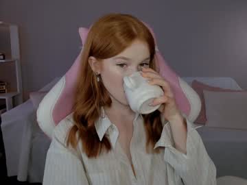 leahsthetics's chat room