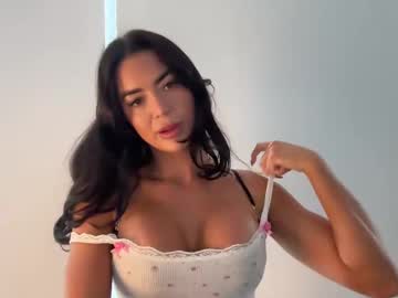 emillyyyx's chat room