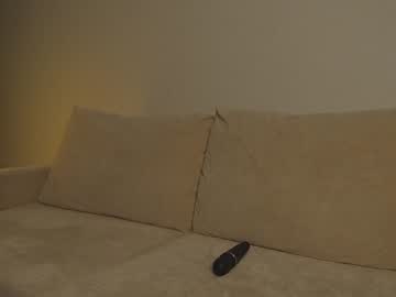 playwithmil's chat room