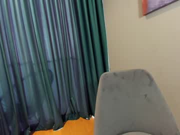 ehotlovea's chat room