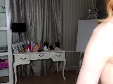 gooody_girl's chat room