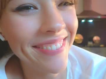 _demi_dee_'s chat room