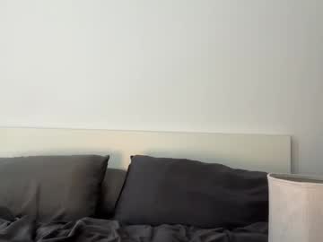 emillyyyx's chat room
