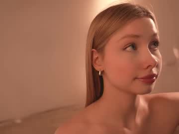 april_blush's chat room