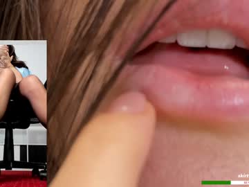 legswattitude's chat room