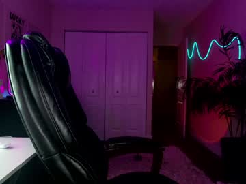 oliviaowens's chat room