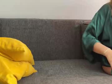 erica_dav's chat room
