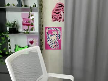 tenderness_18's chat room