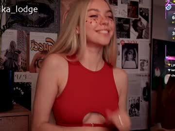 nika_lodge's chat room