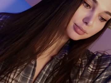 hollyextra's chat room
