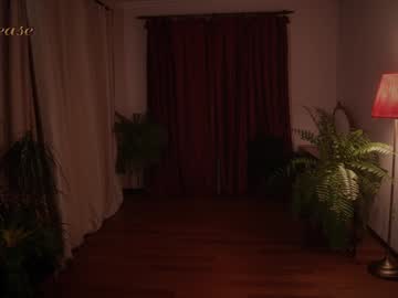excitease's chat room