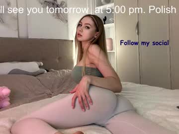avroramy's chat room