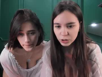 _mayflower_'s chat room