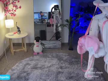 sweet_littleee's chat room