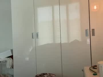 bunnybrooky's chat room