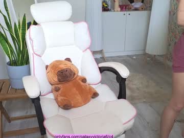 brilliantvictoria's chat room
