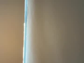 emillyyyx's chat room