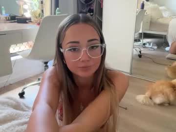 luvlivvyy's chat room
