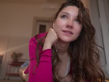 mia_elfie's chat room