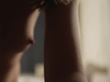 villanelle_l's chat room