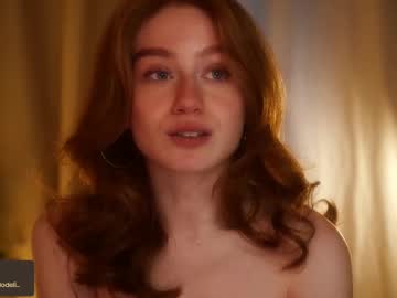 lizzy_blaze's chat room