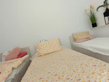ehotlovea's chat room