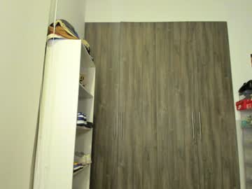 lindabluee's chat room