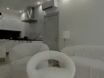 alyssa_fabulous's chat room