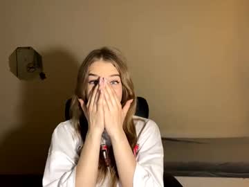 gwendolynharkey's chat room