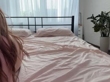 denobluora's chat room