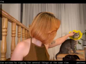 ms_dira's chat room