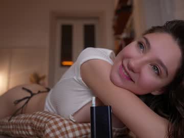 mia_dynasty's chat room