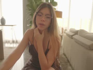 emma_lu1's chat room