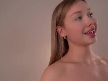 april_blush's chat room
