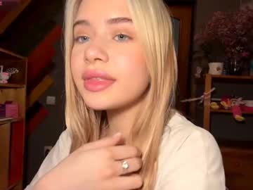 naughty_dreams_xo's chat room