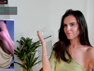 legswattitude's chat room