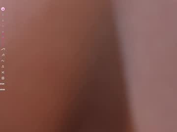 lucie_beltran's chat room