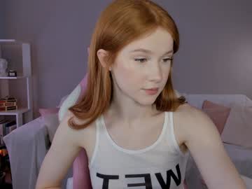 leahsthetics's chat room