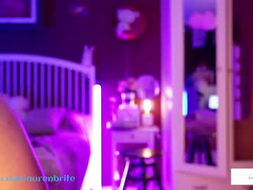 laurenbrite's chat room