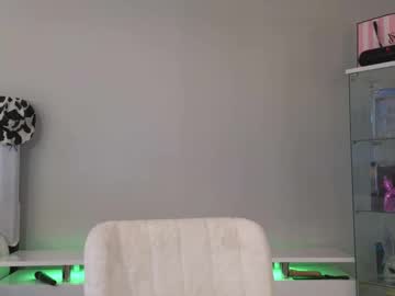 daddyissuessab's chat room