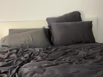 emillyyyx's chat room