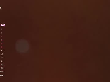 lucie_beltran's chat room