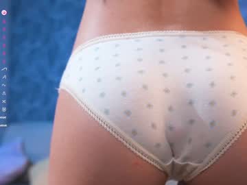 lucie_beltran's chat room