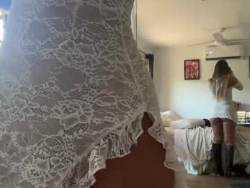 luvlivvyy's chat room