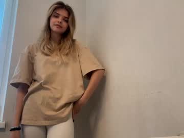 naughty_dreams_xo's chat room