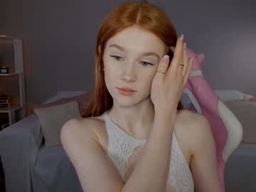 leahsthetics's chat room