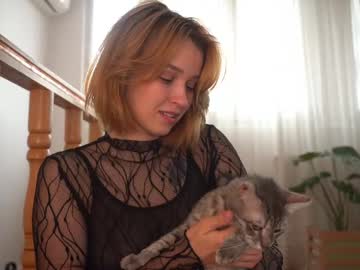ms_dira's chat room