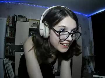 alodieherlan's chat room