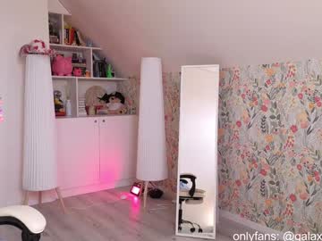 brilliantvictoria's chat room